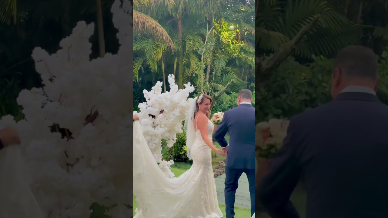 Promotional video thumbnail 1 for Eleonor Wilson | Wedding & Event Cellist