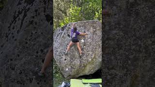 Video thumbnail of La revolta granotera, 7a. Cavallers