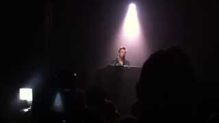 Mads Langer - Overgir mig langsomt til dig - Live Vega april 2013