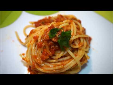 SPAGHETTI AL TONNO E POMODORO!!! BUONISSIMI!