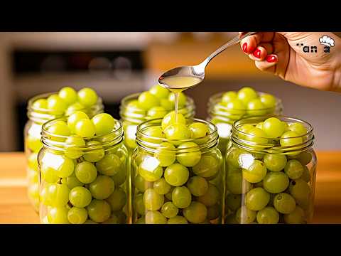 I keep fresh grapes in a jar! It does not spoil for years!