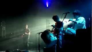 Divididos - Haciendo Cola para Nacer (Teatro Flores 13-03-13)