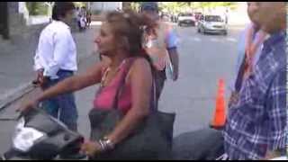 NO TE VOY A DEJAR LA MOTO, NO TE VOY A DAR LA MOTO ...