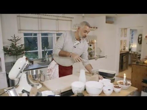 Ernst gör en snabb frukt- och nötlimpa - Jul med Ernst (TV4)