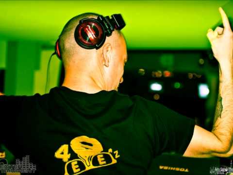 DJ 4EyeZ Mix 2012 vol.1.wmv