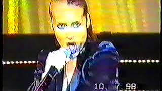 Mónica Naranjo - Espectáculo erótico + Entender el amor - Gira Palabra de Mujer Benalmádena 1998