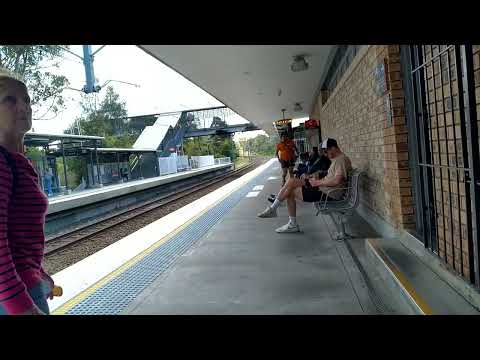 Meadowbank train station