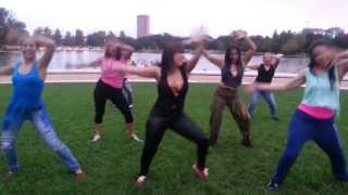 Download lagu Feeling Hot - Rumba Tony mp3