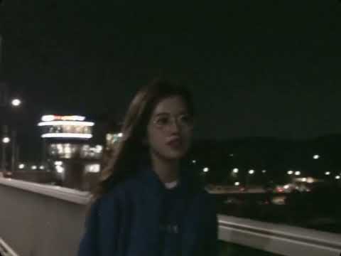 မိန်းကလေးတစ်ယောက်ကိုချစ်မိရင်