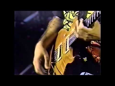 Santana - Black Magic Woman/Gypsy Queen/Oye Como Va Live In Santiago 1992