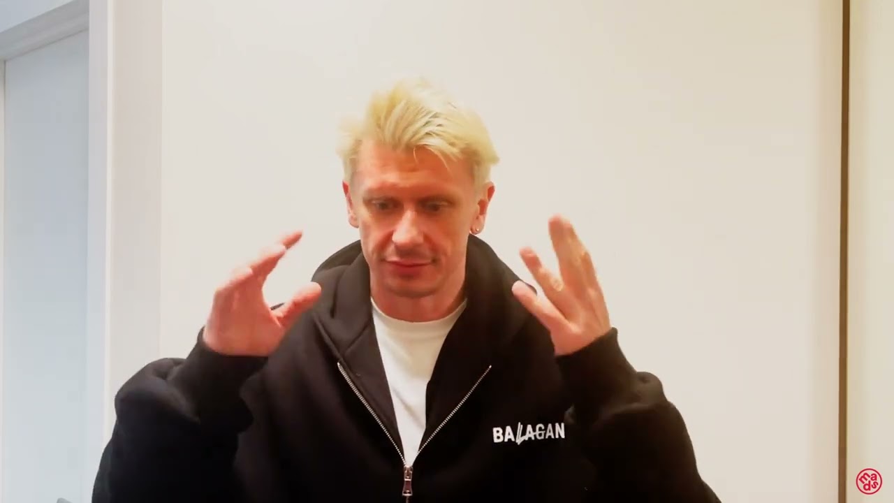 Запустить видео
