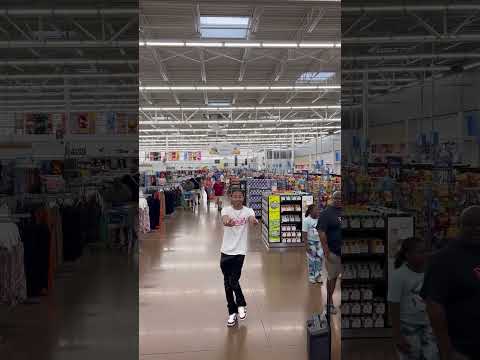 I’m looking for my friend ????