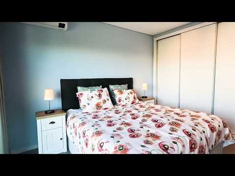 Penthouse Nova com Rooftop 70m2 | Condomínio Fechado, Piscina, Garagem, Arrecadação | Quelfes, Olhão