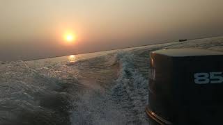 preview picture of video 'Speed boat Journey in Jamuna River'