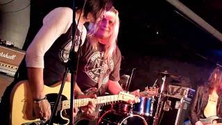 Rhino Bucket - She&#39;s a Screamer - Regensburg, 10.02.2011