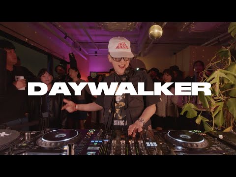 Melodic techno(house) / Progressive house : DAYWALKER | ECHOREALM / MIXMIX