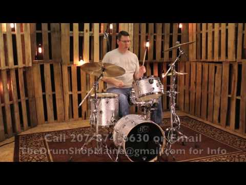 DW Performance 18-12-14-5.5x14 Shell Pack in Silver Sparkle