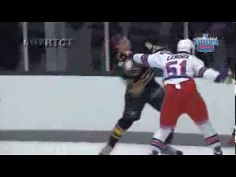 Paxton Leroux vs Justin Kea