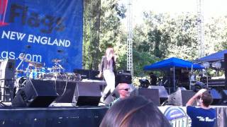 Auburn LaLaLa LIVE at Six Flags New England 2010