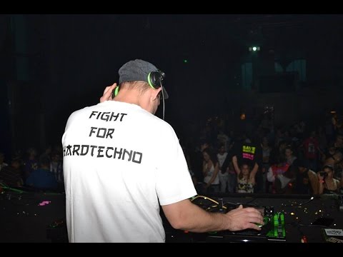 Tekkerkane beginning @ "4th Anniversary Techno Lovers" 16.11.2014 at Hard Club, Porto [Portugal]