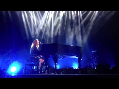 קרן פלס - ואת (תאטרון הבימה 16.8.13)