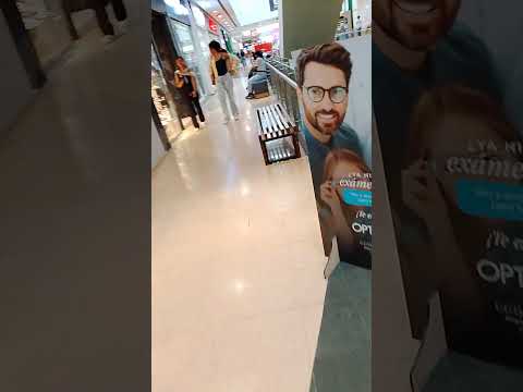 de compras en centro comercial plaza del sol en soledad Atlántico