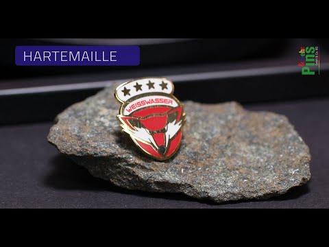 Pins Anstecknadeln Anstecker — Herstellungsverfahren (Machart): Geprägt & emailliert in Hartemaille