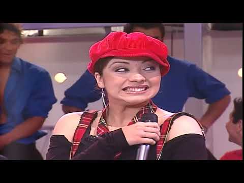 Rojo 3ra Generacion 2003 | Monserrat Bustamante - Regreso de Canadá y Entrega de Regalos