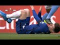 Fernandinho Standing On Mason Mount Face
