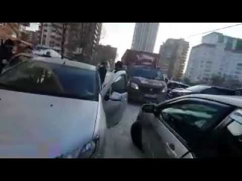 Задержание Сергея Бойко в Новосибирске за призывы выйти на акцию в поддержку Навального