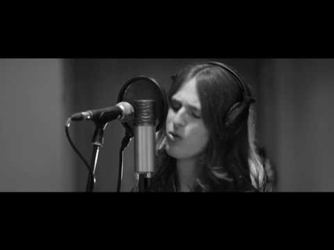 Aaron Keylock - Spin The Bottle (Live In The Studio)