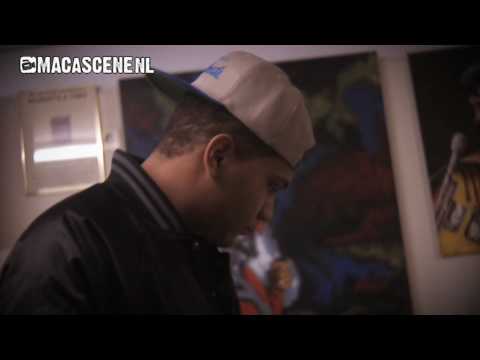 Macascene presenteert: 16 - Le Professeur