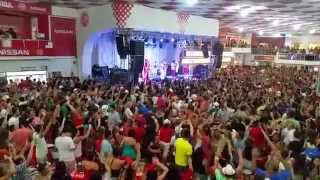 preview picture of video 'Domingo eu vou ao Maracanã - Salgueiro - Carnaval 2015'