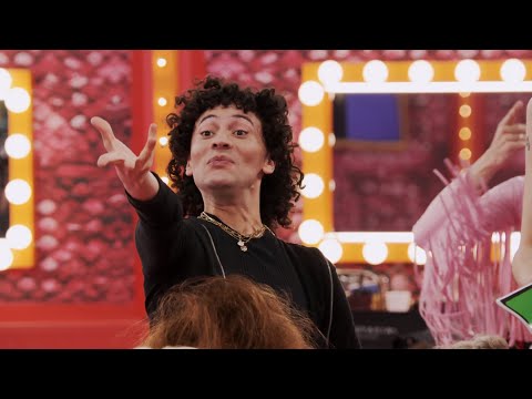 Drag race season 17 being iconic (sort of out of context?)