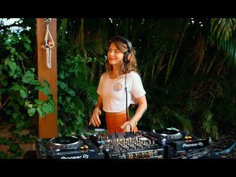 Fernanda Pistelli @ Full Moon Home Sessions