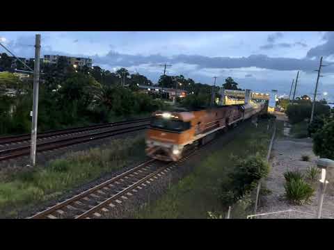 NR30/NR31 leads great southern 6KT8. North bound at leumeah