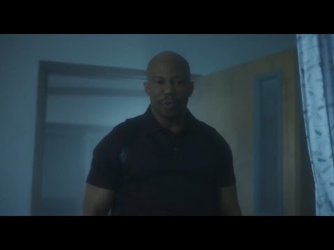 Surprise! Ghost Doakes visits Dexter. Return of the (Erik) King!