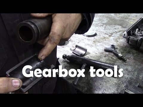 A look at the principal tools for stripping and rebuilding LT77 and R380 gearboxes