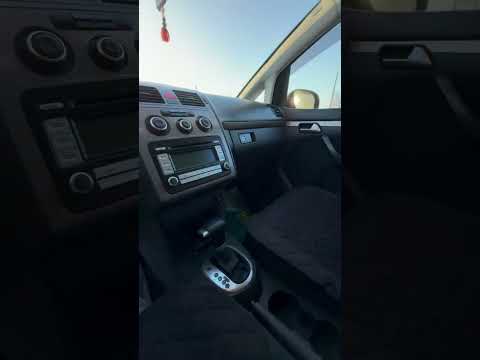 фото volkswagen touran i рестайлинг 0