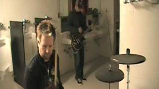 SEETHER rehearsing "Careless Whisper"....in the bathroom!