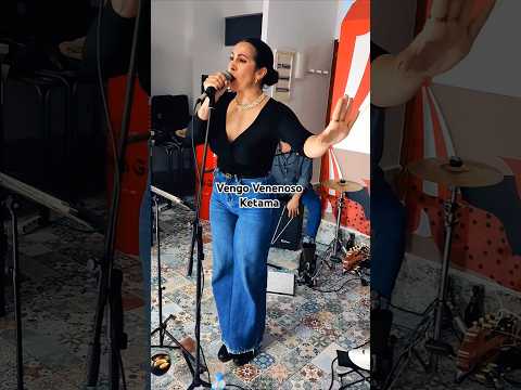 Vengo Venenoso - Caracter Flamenco