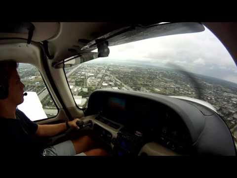 First Solo with the Cirrus SR-22 G2 - With Full ATC Audio