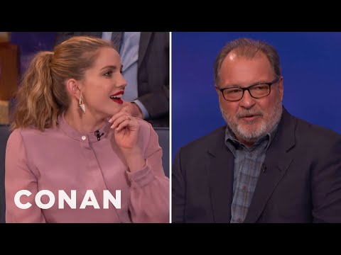 Anna Chlumsky & Kevin Dunn On Meeting Their Real Life Counterparts | CONAN on TBS