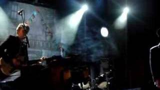 the Good the Bad and the Queen Live - the Bunting Song