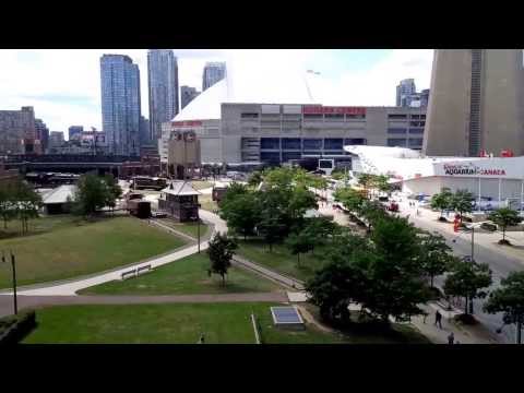 712 - 51 Lower Simcoe