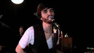 Proud Simon - Newspaper Boat (Live in Studio)