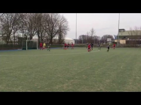 20160402 Julius scoort prachtige goal
