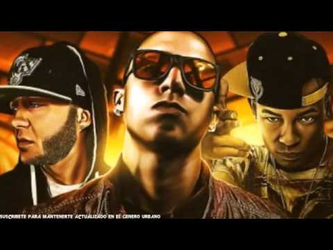 Tienes Algo -  PERSA LA VOZ FT CHE ROBOTICO Y ANONIMUS.