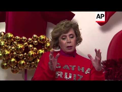 download lagu mp3 mp4 Agatha Dress Steele, download lagu Agatha Dress Steele gratis, unduh video klip Agatha Dress Steele