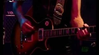 burning &amp; loquillo que hace una chica como tu en un sitio como este